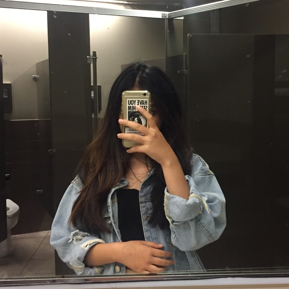 Distressed Denim Jacket - Picture 3 of 4